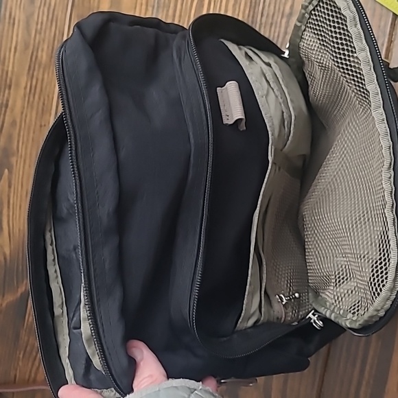 Baggallini bundle - Picture 8 of 10